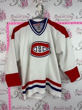 CCM jersey White Red & Blue Montreal Canadiens Youth Hockey Jersey